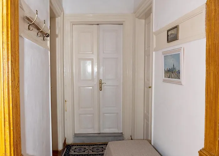 Eugenia * 에르무폴리