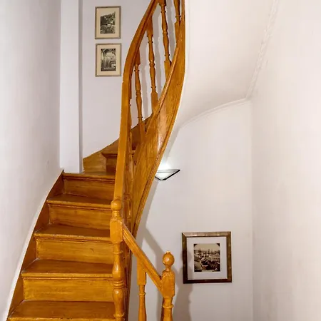 Eugenia Appartement *